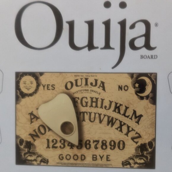 NWT Ouija Mystifying Oracle Halloween Classic Board Game Hasbro Spooky Seance - Picture 9 of 11